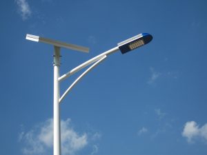 太陽能燈為何用32650電池？
