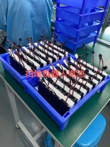 掃地機(jī)器人電池廠家電話(huà)是多少？選擇掃地機(jī)器人電池要注意什么？